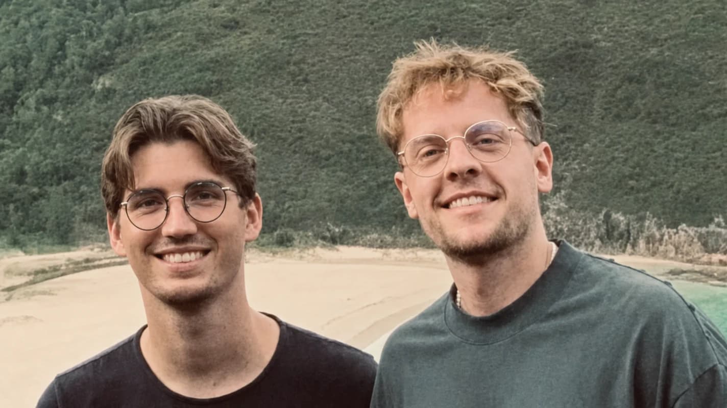 Niclas Ondrak and Pascal Lengauer, co-founders of PaperFrame•7